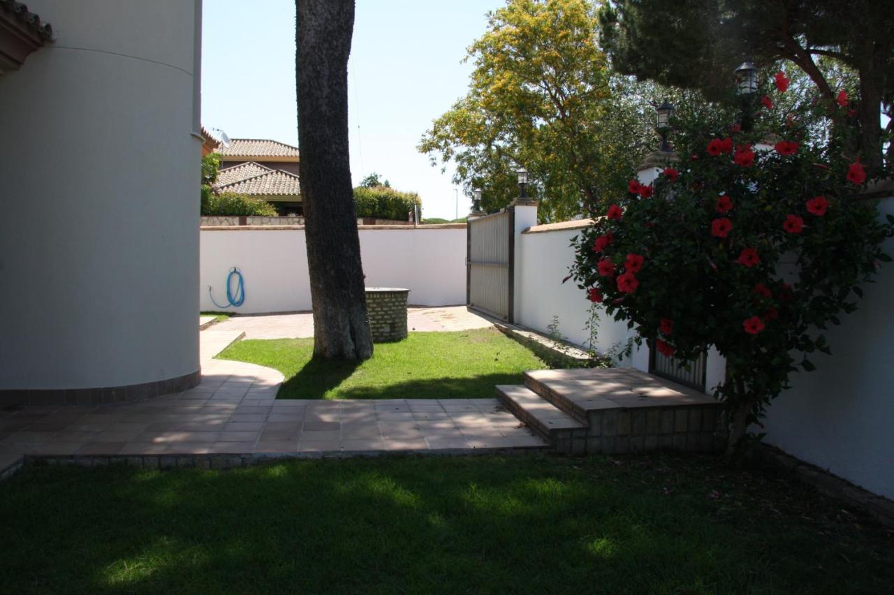 Moderno Y Amplio Chalet, Con Piscina Privada Chiclana de la Frontera Zewnętrze zdjęcie