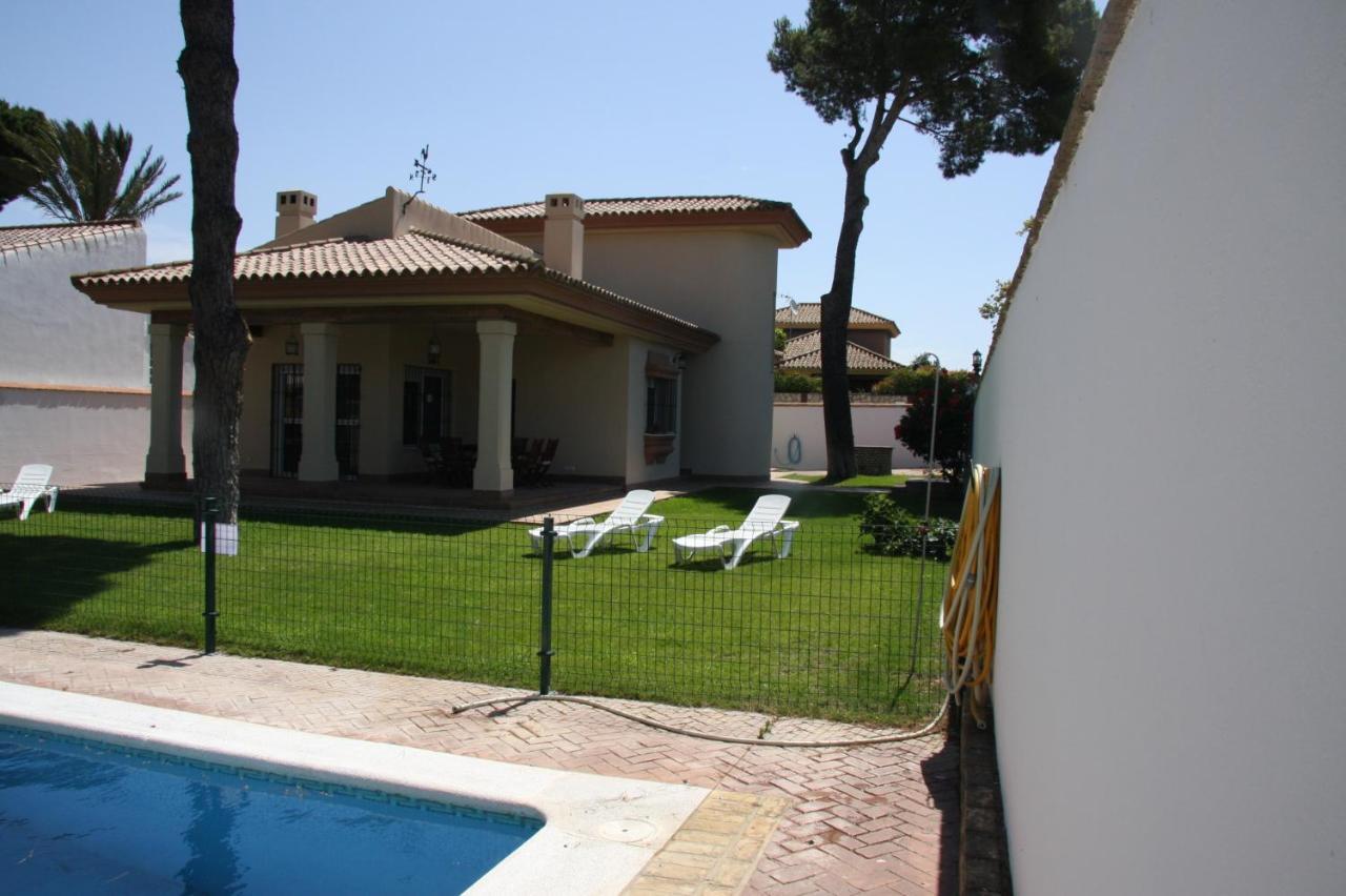 Moderno Y Amplio Chalet, Con Piscina Privada Chiclana de la Frontera Zewnętrze zdjęcie
