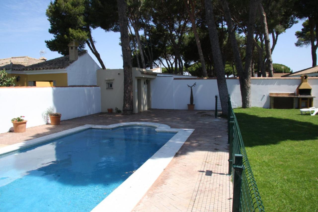 Moderno Y Amplio Chalet, Con Piscina Privada Chiclana de la Frontera Zewnętrze zdjęcie